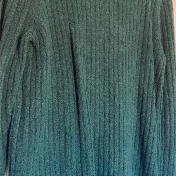 Old navy plush green sweater - Picture 3 of 4